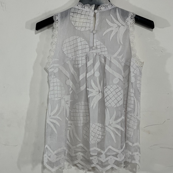MAEVE by Anthropologie Lace Sleeveless Blouse Shirt Top Pineapple Design White - Picture 3 of 5